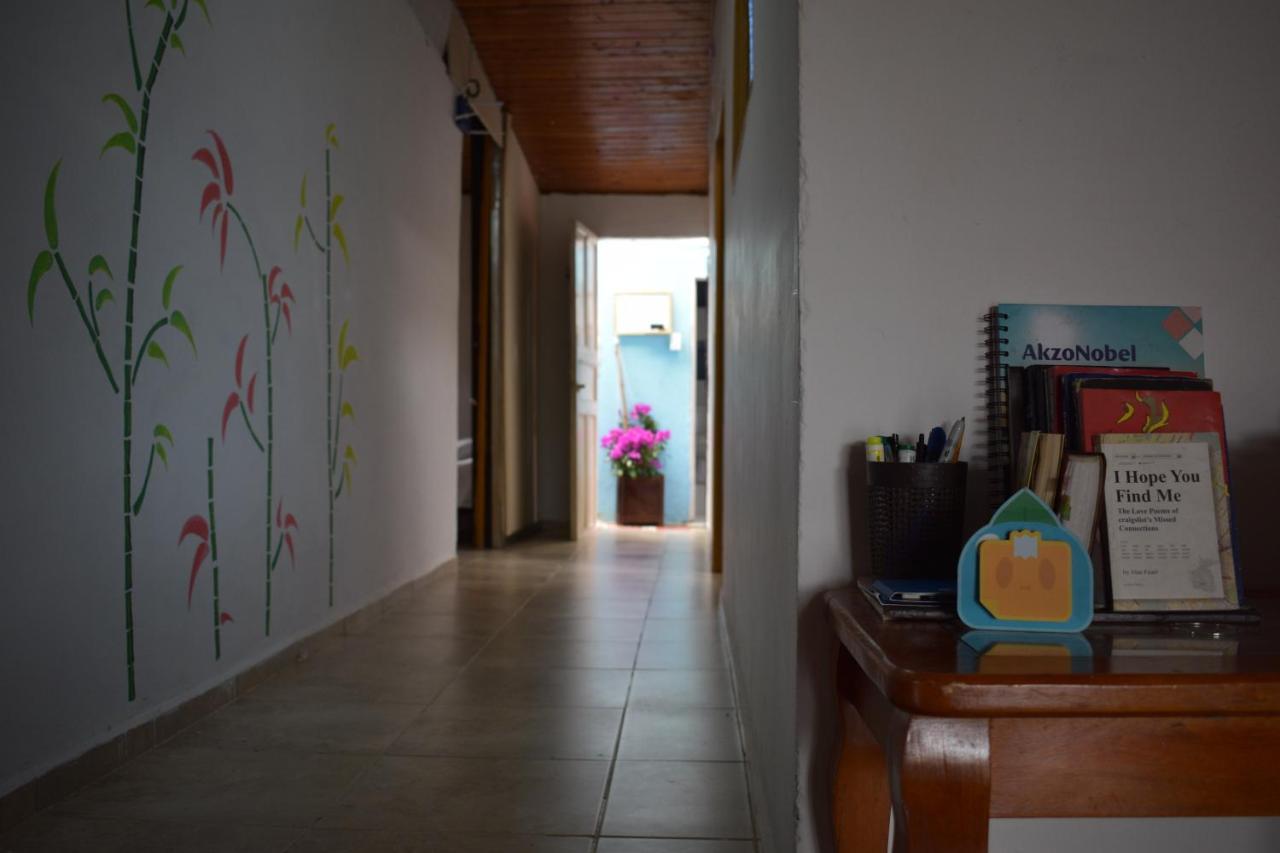 Appartement Artesanos Y Turistas à Guatapé Extérieur photo