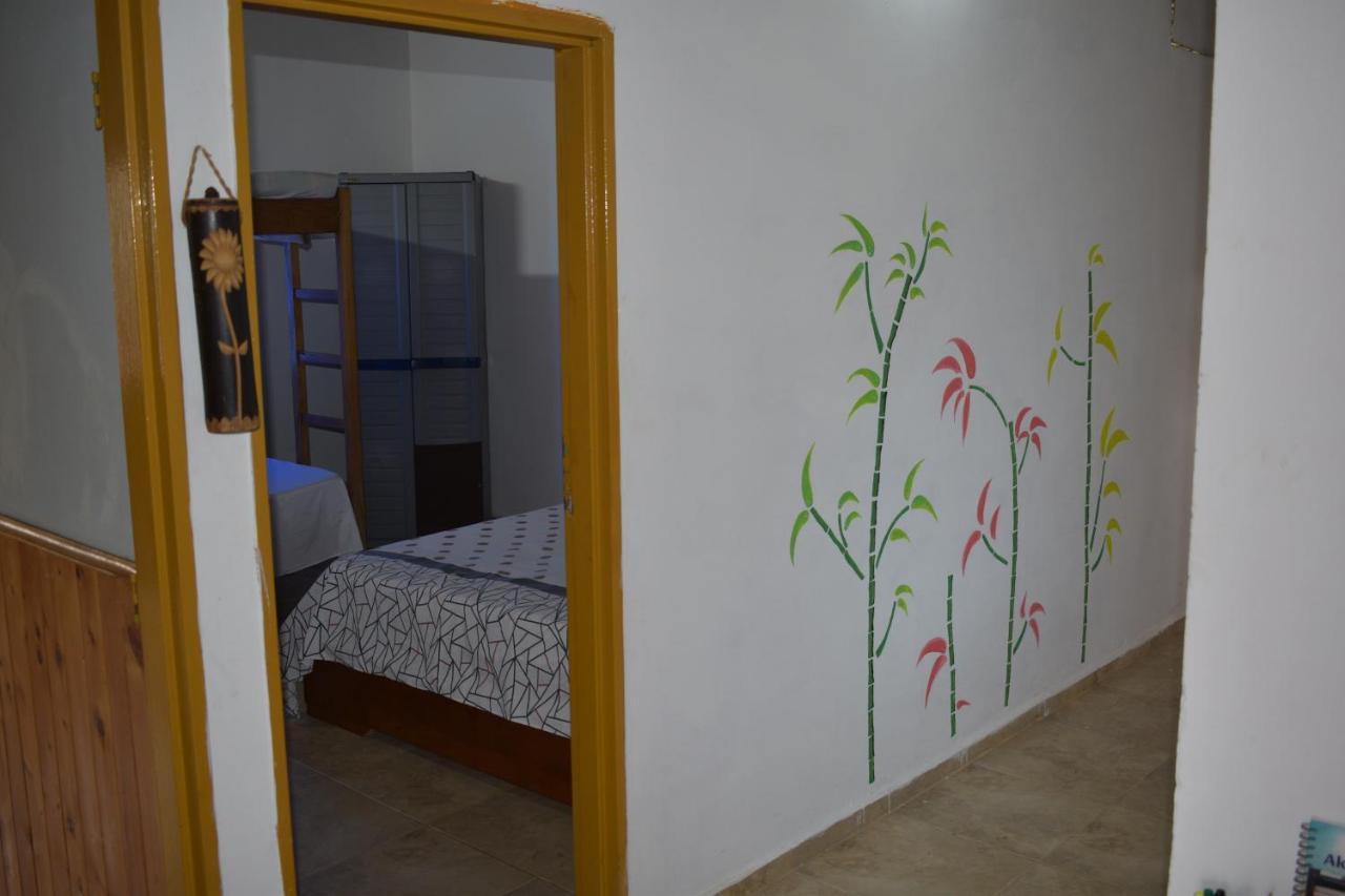 Appartement Artesanos Y Turistas à Guatapé Extérieur photo
