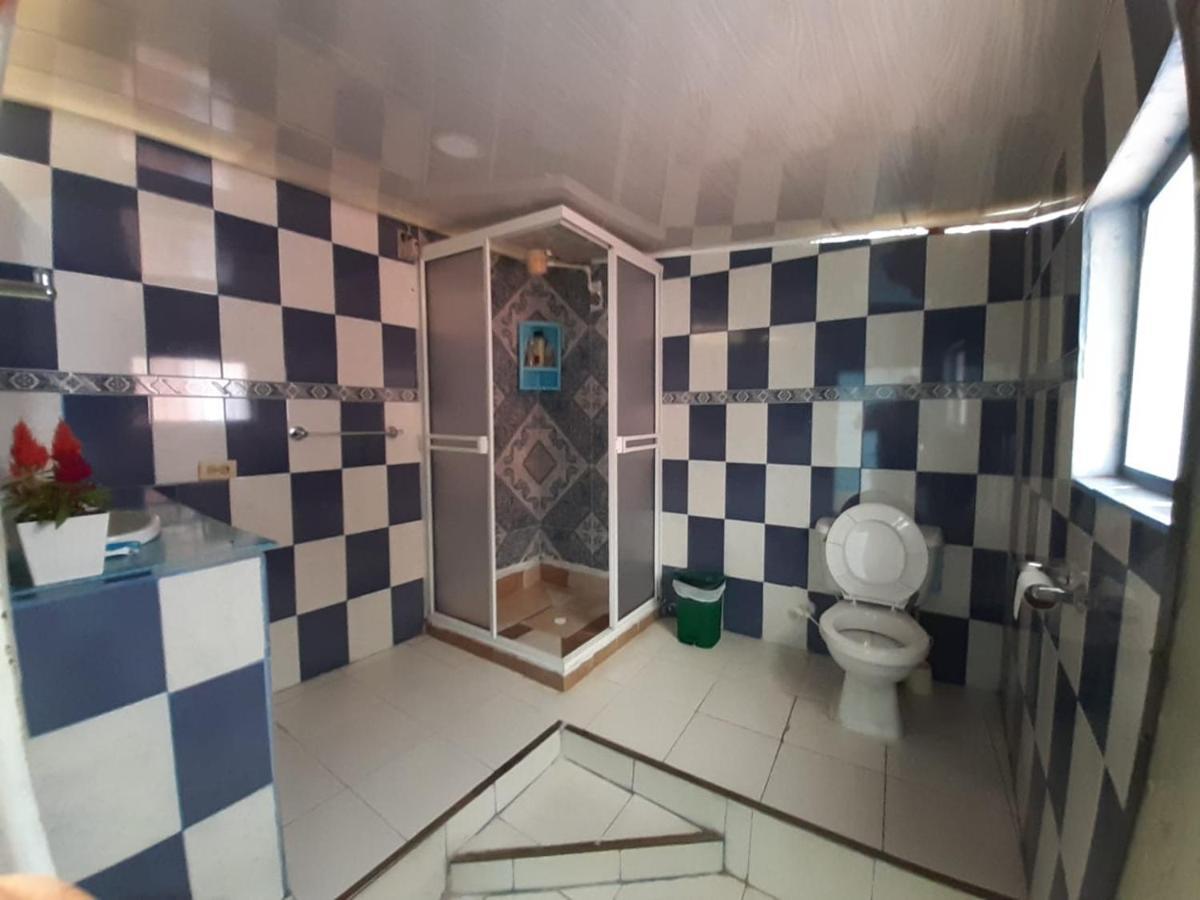 Appartement Artesanos Y Turistas à Guatapé Extérieur photo