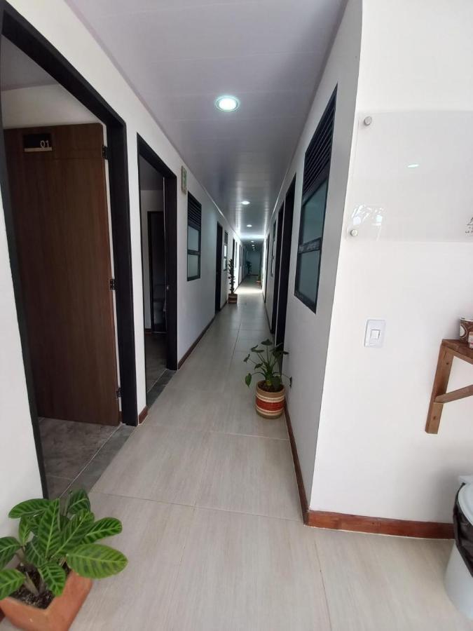 Appartement Artesanos Y Turistas à Guatapé Extérieur photo
